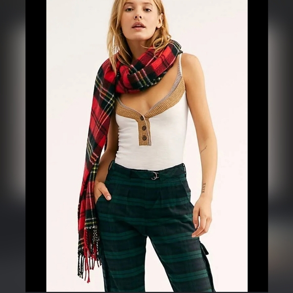 Free People, Relaxed Slim Cargo Pants, in Green Combo, Size 4 - Picture 5 of 14